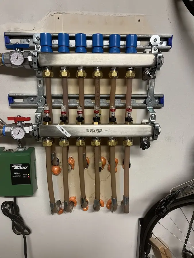 Plumber performing Sink Repair at a residential property in San Fernando